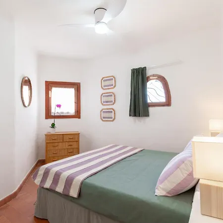 Laura A Villasimius, Tra Casa E Mare Non C'e Distanza