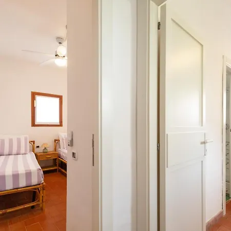 Laura A Villasimius, Tra Casa E Mare Non C'e Distanza * 维拉西米乌斯